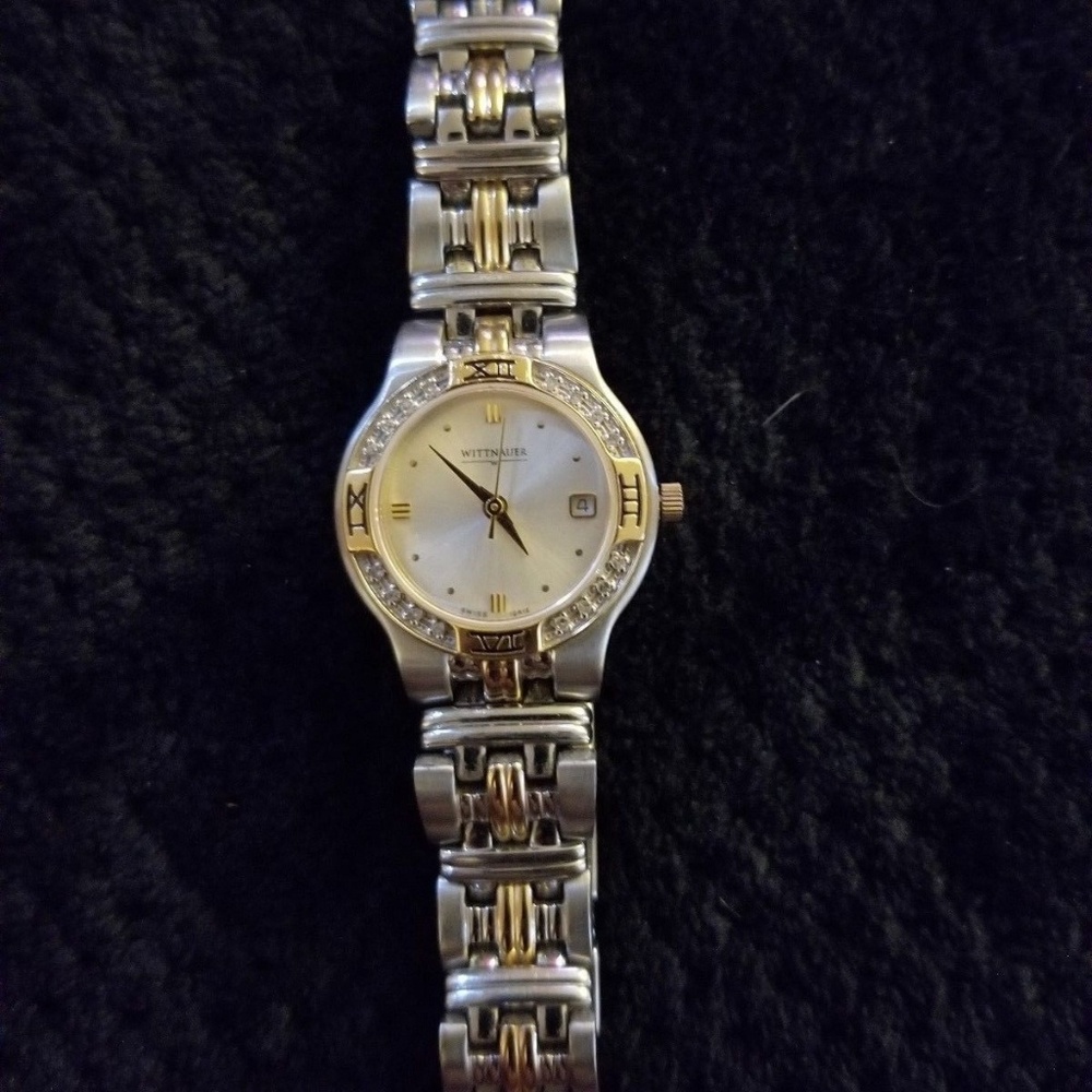 WITTNAUER WOMEN'S TWO-TONE STAINLESS STEEL SWISS F